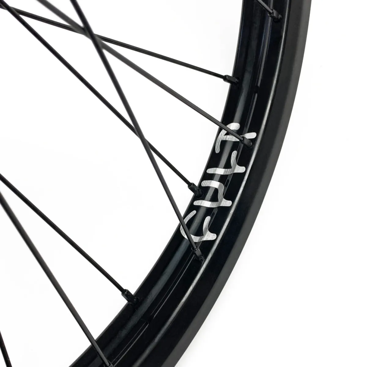 Best CULT CREW Crew Cassette Wheel v2